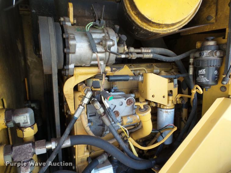 image for item DB4716 2001 Caterpillar IT28G wheel loader