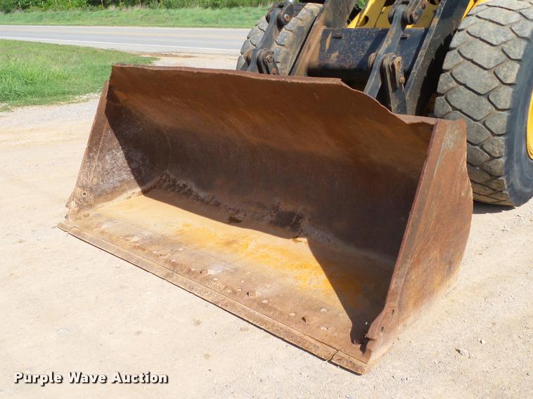 image for item DB4716 2001 Caterpillar IT28G wheel loader