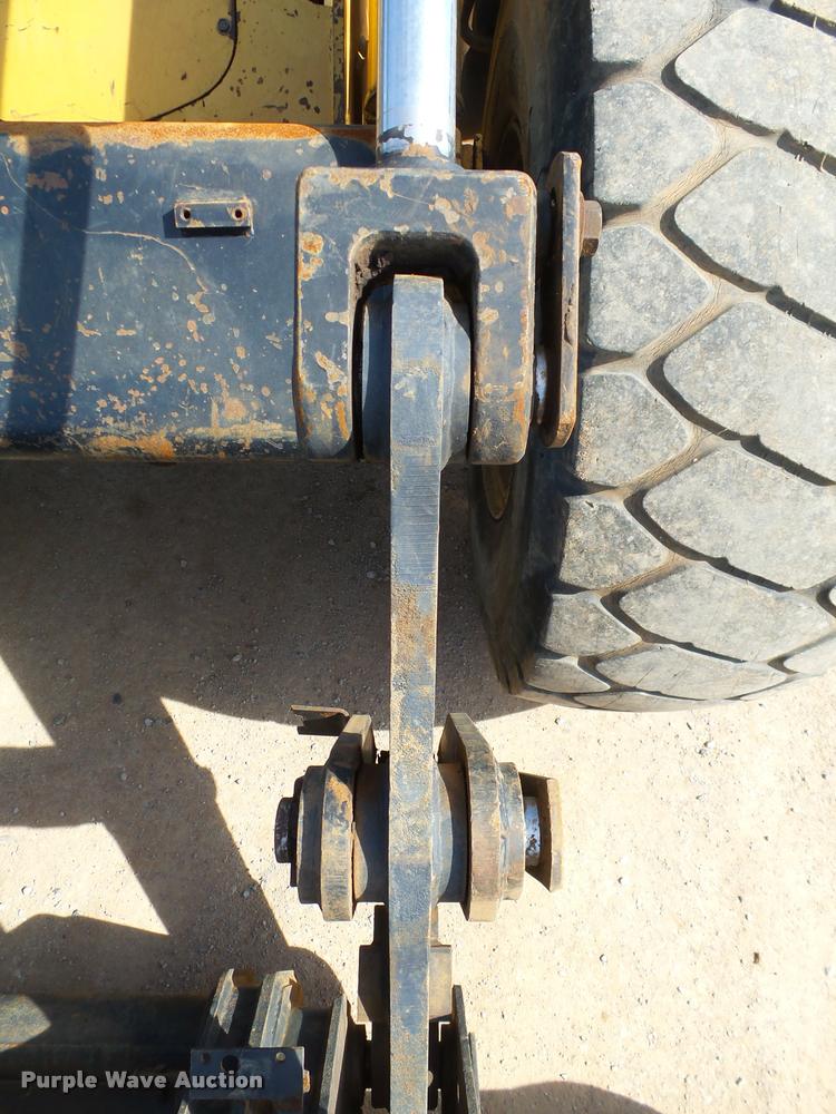 image for item DB4716 2001 Caterpillar IT28G wheel loader