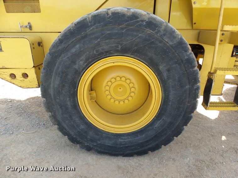 image for item DB4716 2001 Caterpillar IT28G wheel loader