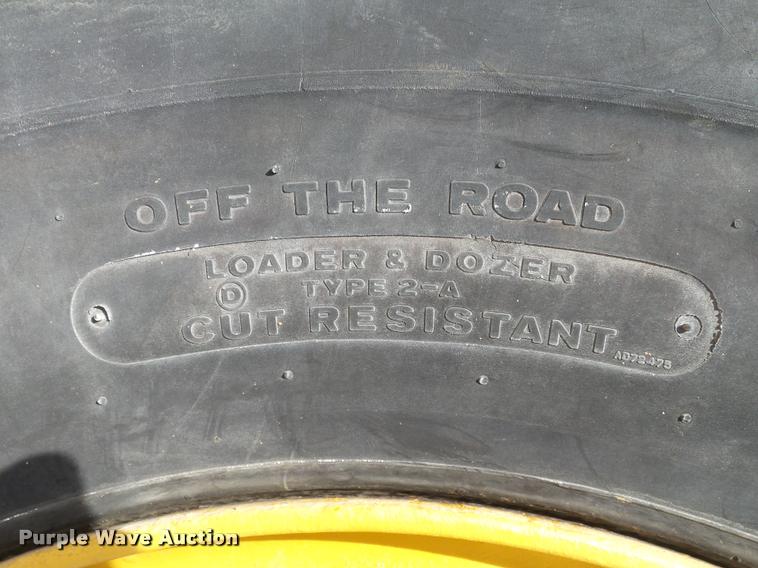 image for item DB4716 2001 Caterpillar IT28G wheel loader