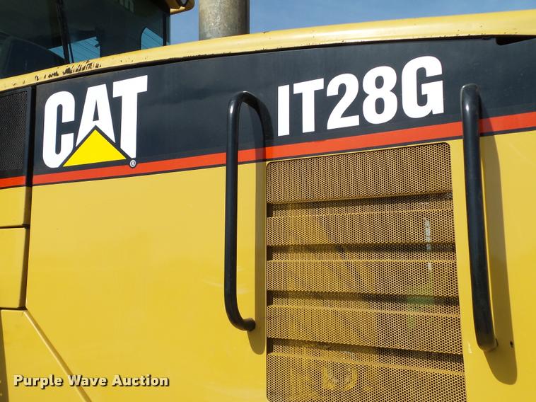 image for item DB4716 2001 Caterpillar IT28G wheel loader