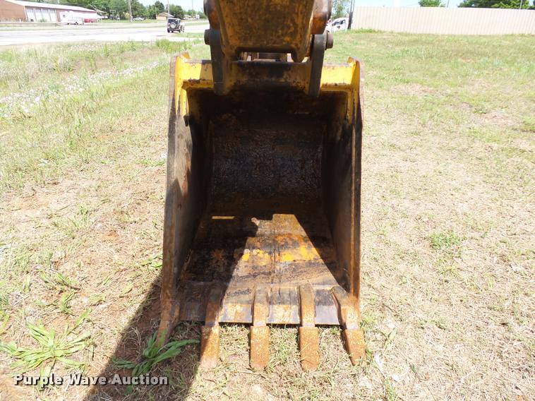 image for item DB4717 2004 Case 580M Series II backhoe