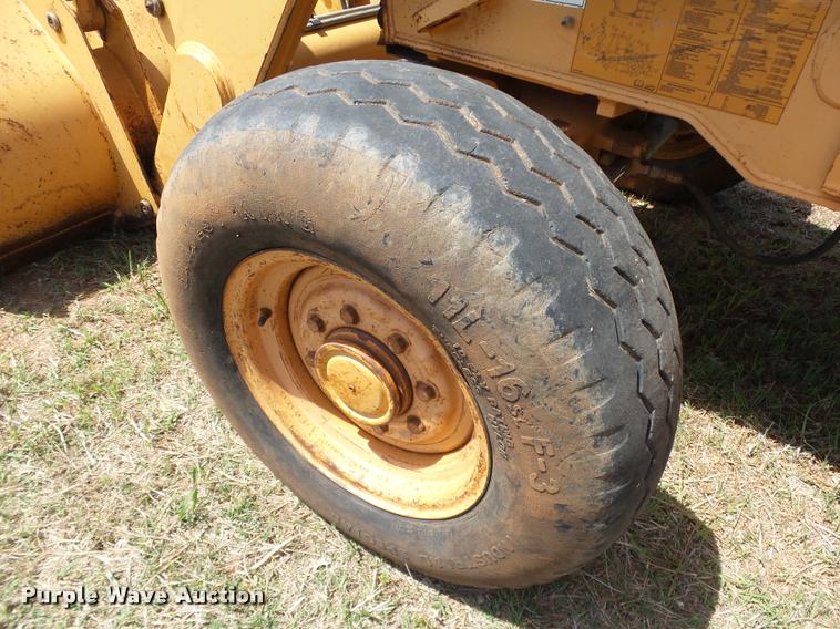 image for item DB4717 2004 Case 580M Series II backhoe