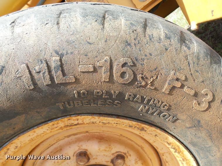 image for item DB4717 2004 Case 580M Series II backhoe