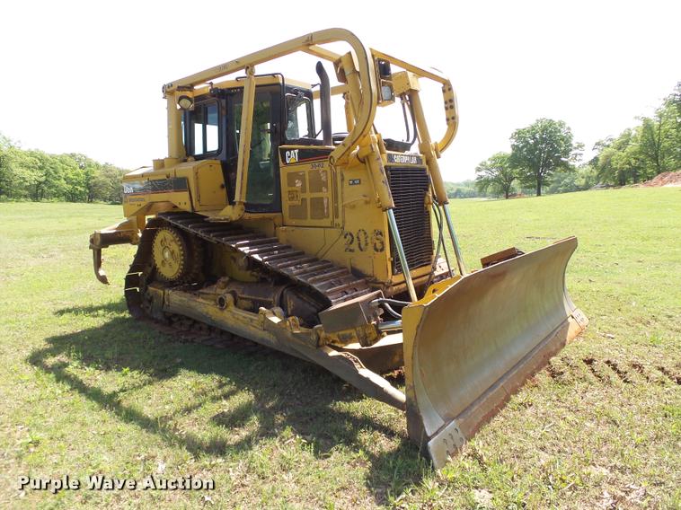 image for item DB4723 2006 Caterpillar D6R XL Series III dozer