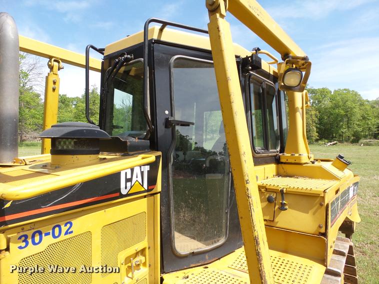 image for item DB4723 2006 Caterpillar D6R XL Series III dozer