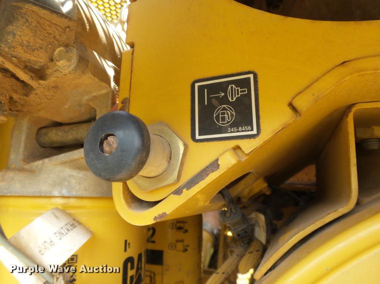 image for item DB4723 2006 Caterpillar D6R XL Series III dozer