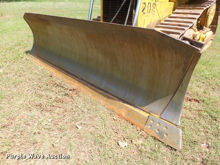 image for item DB4723 2006 Caterpillar D6R XL Series III dozer