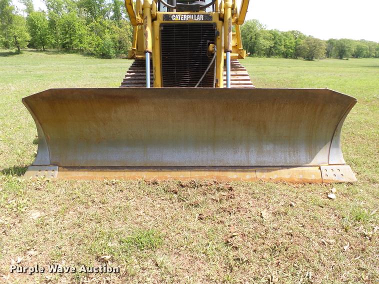 image for item DB4723 2006 Caterpillar D6R XL Series III dozer