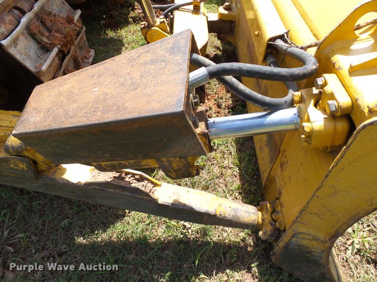 image for item DB4723 2006 Caterpillar D6R XL Series III dozer