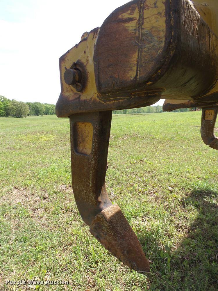 image for item DB4723 2006 Caterpillar D6R XL Series III dozer