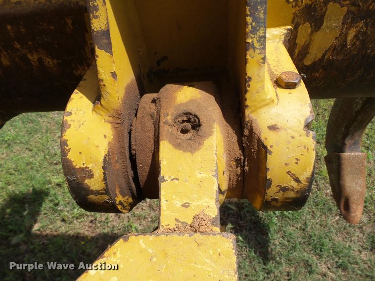 image for item DB4723 2006 Caterpillar D6R XL Series III dozer
