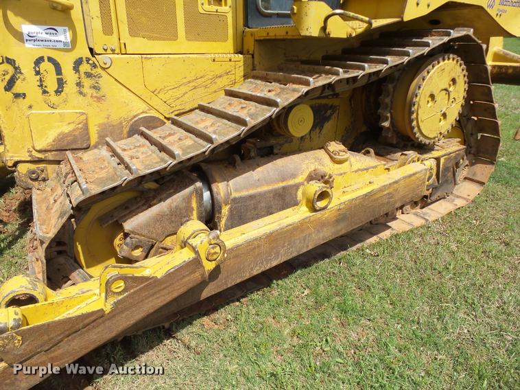 image for item DB4723 2006 Caterpillar D6R XL Series III dozer