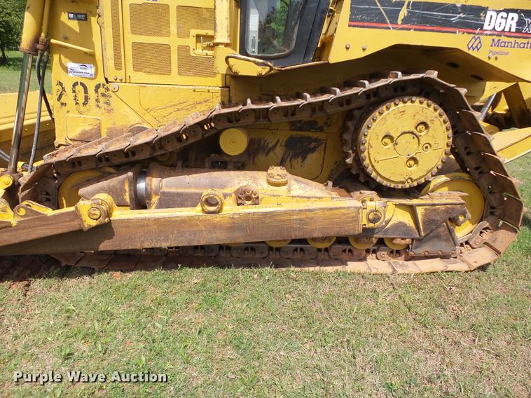 image for item DB4723 2006 Caterpillar D6R XL Series III dozer