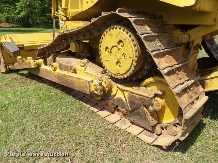 image for item DB4723 2006 Caterpillar D6R XL Series III dozer