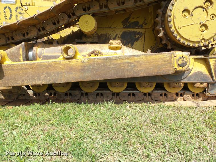image for item DB4723 2006 Caterpillar D6R XL Series III dozer