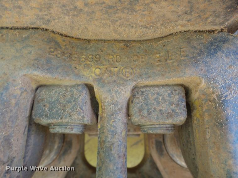 image for item DB4723 2006 Caterpillar D6R XL Series III dozer