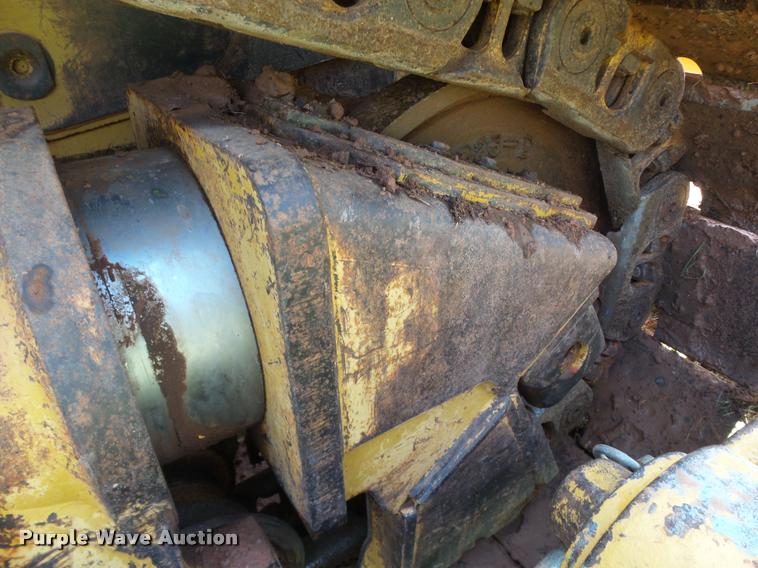 image for item DB4723 2006 Caterpillar D6R XL Series III dozer