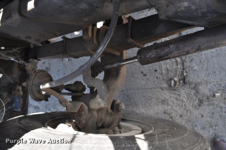 image for item DC6499 1990 Ford LTS8000 vacuum truck