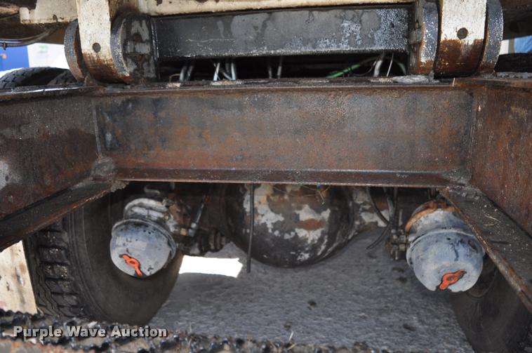 image for item DC6499 1990 Ford LTS8000 vacuum truck