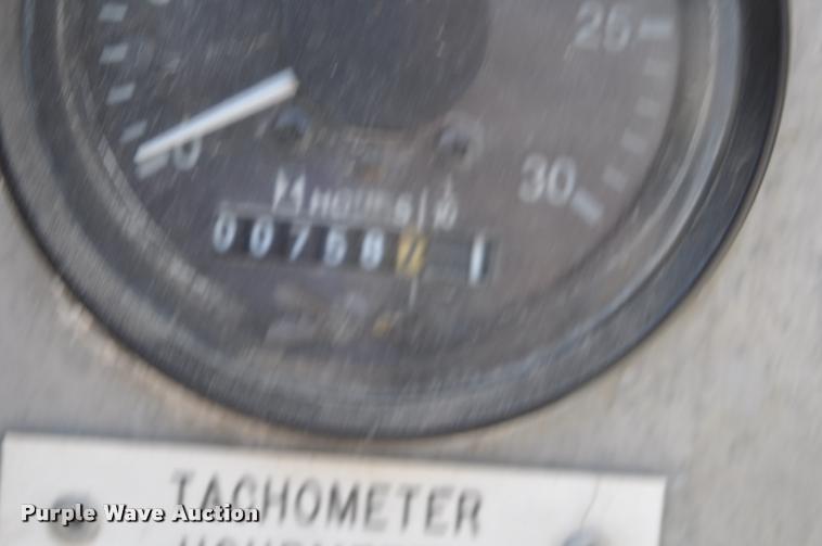 image for item DC6499 1990 Ford LTS8000 vacuum truck