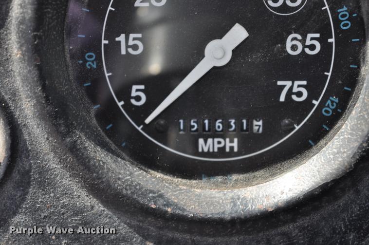 image for item DC6499 1990 Ford LTS8000 vacuum truck