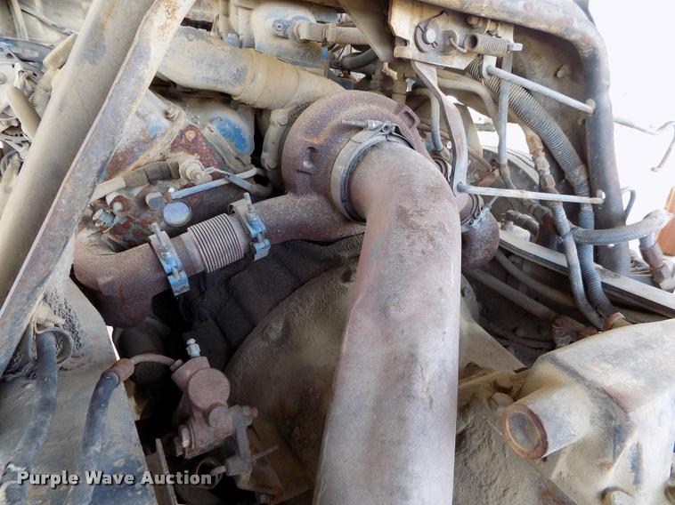 image for item DC7231 1987 Ford C800 truck chassis