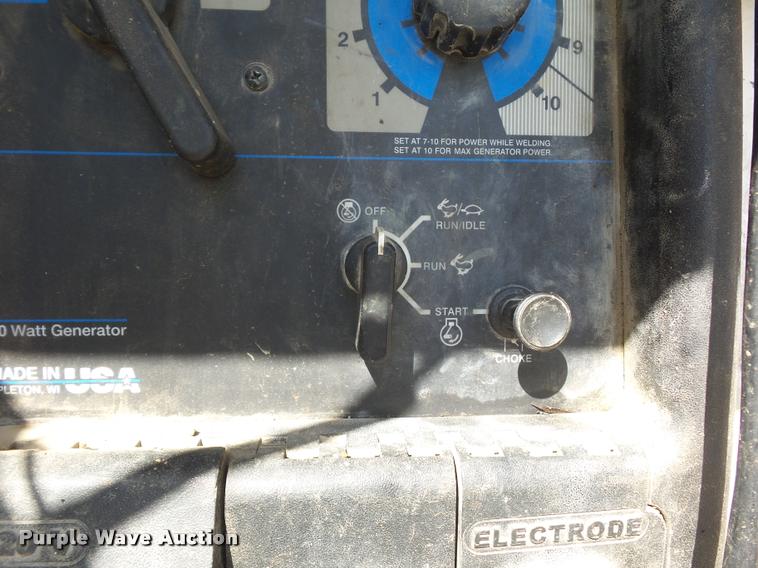 image for item DD9346 2005 Kenworth T300 service truck with crane