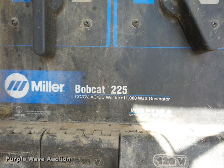 image for item DD9346 2005 Kenworth T300 service truck with crane