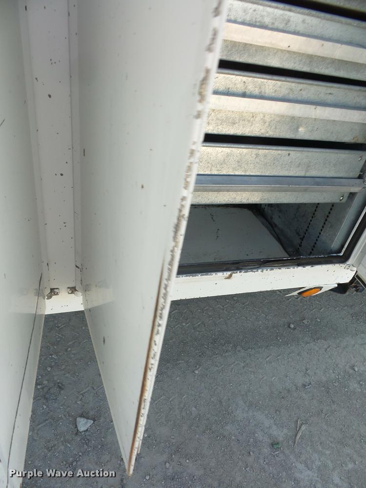 image for item DD9346 2005 Kenworth T300 service truck with crane