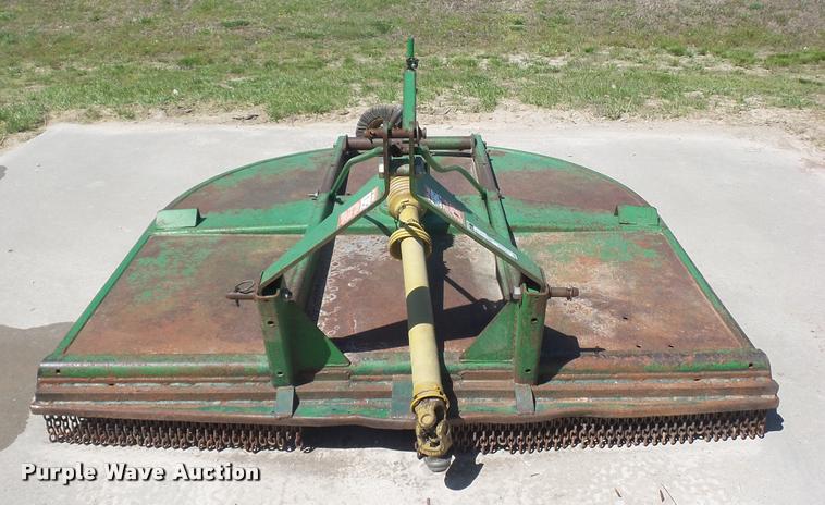 image for item DD9352 John Deere rotary mower