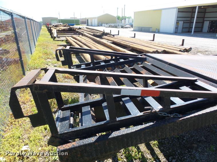 image for item DD9355 2005 Starlite equipment trailer