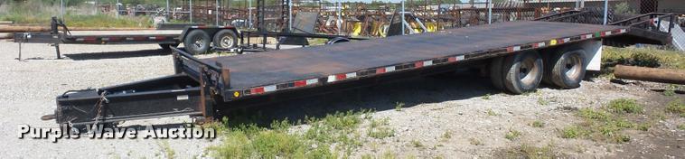 image for item DD9355 2005 Starlite equipment trailer