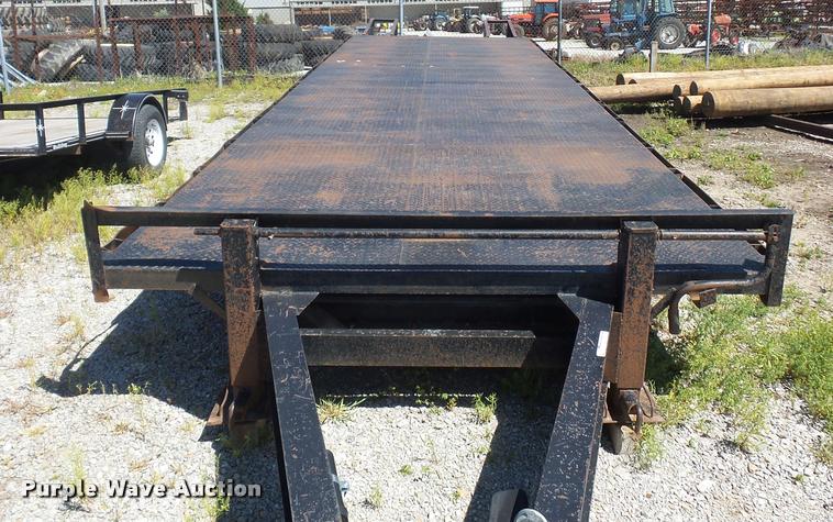 image for item DD9355 2005 Starlite equipment trailer