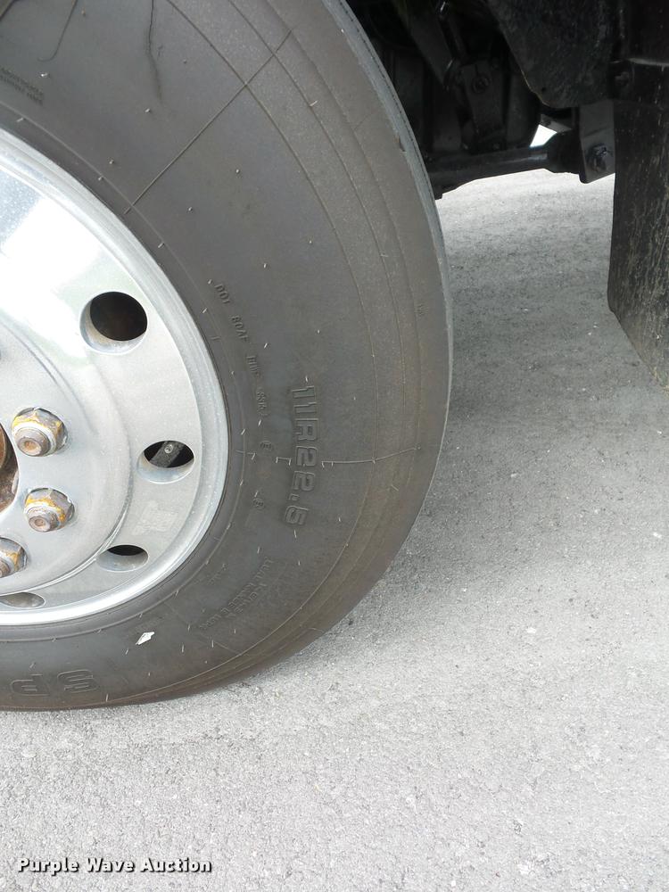 image for item DD9361 1984 Kenworth W900 dump truck