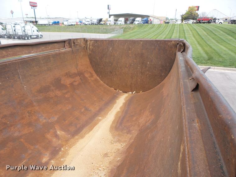 image for item DD9361 1984 Kenworth W900 dump truck