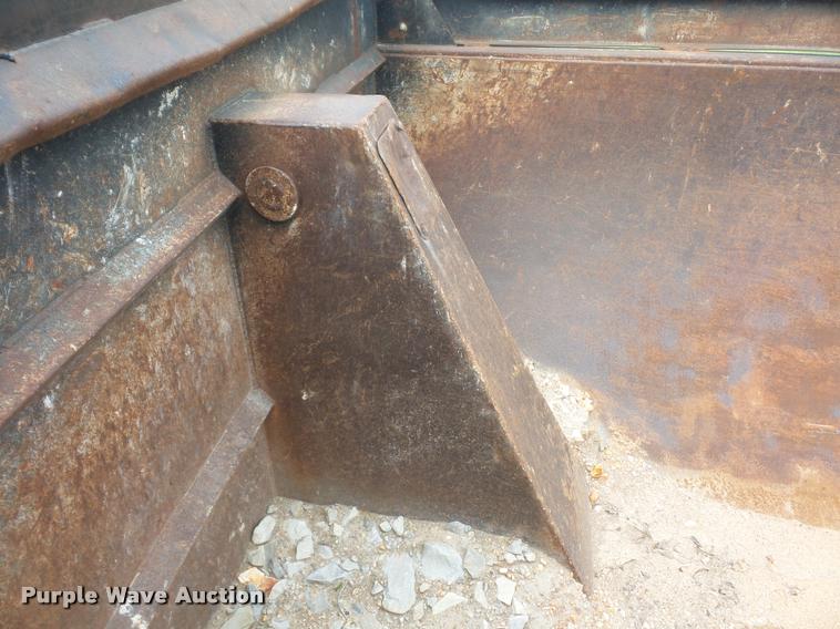 image for item DD9361 1984 Kenworth W900 dump truck