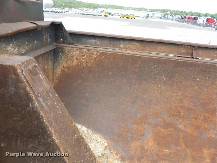 image for item DD9361 1984 Kenworth W900 dump truck