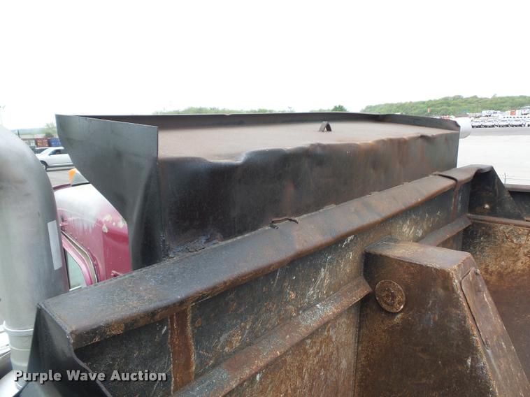 image for item DD9361 1984 Kenworth W900 dump truck