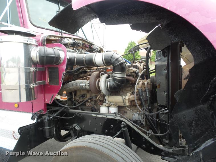 image for item DD9361 1984 Kenworth W900 dump truck