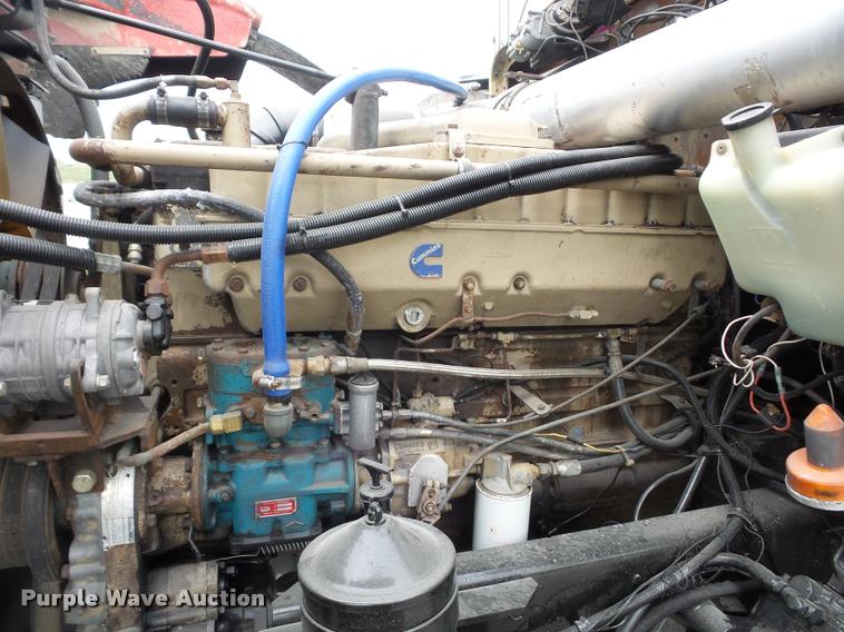 image for item DD9361 1984 Kenworth W900 dump truck