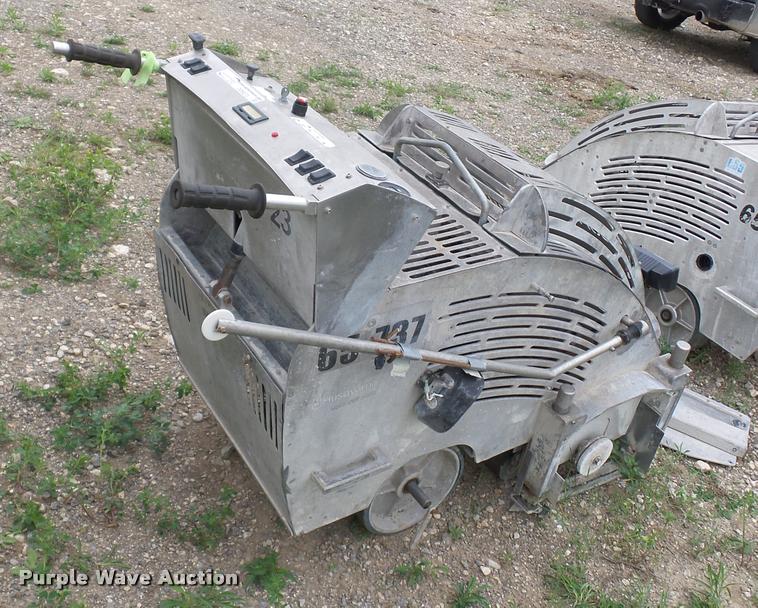 image for item DD9372 Soff Cut 5000 concrete saw