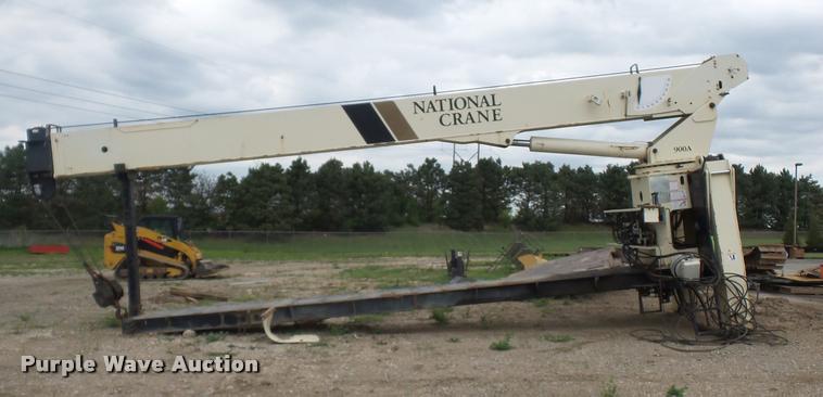 image for item DD9376 National Crane 900A truck mounted crane