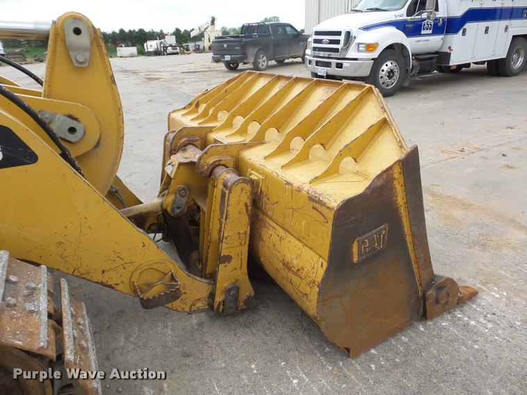 image for item DD9377 2008 Caterpillar 953D track loader
