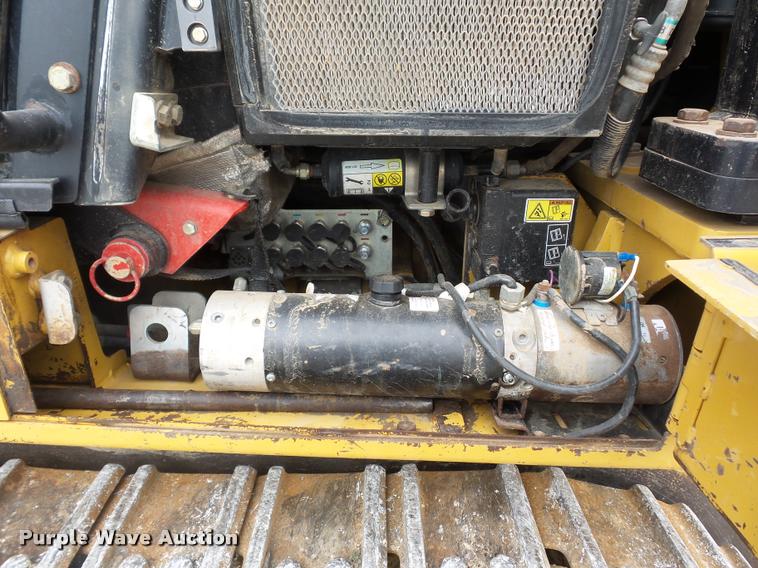 image for item DD9377 2008 Caterpillar 953D track loader