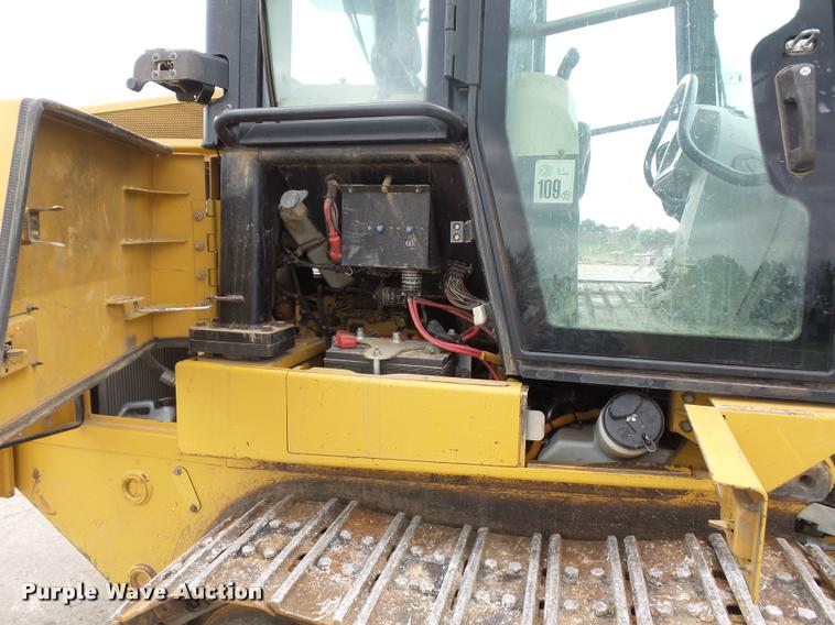 image for item DD9377 2008 Caterpillar 953D track loader