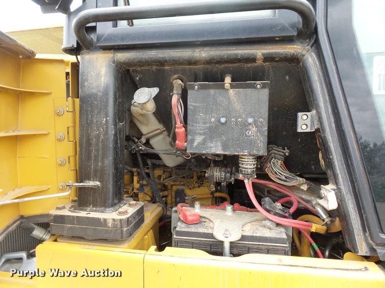 image for item DD9377 2008 Caterpillar 953D track loader