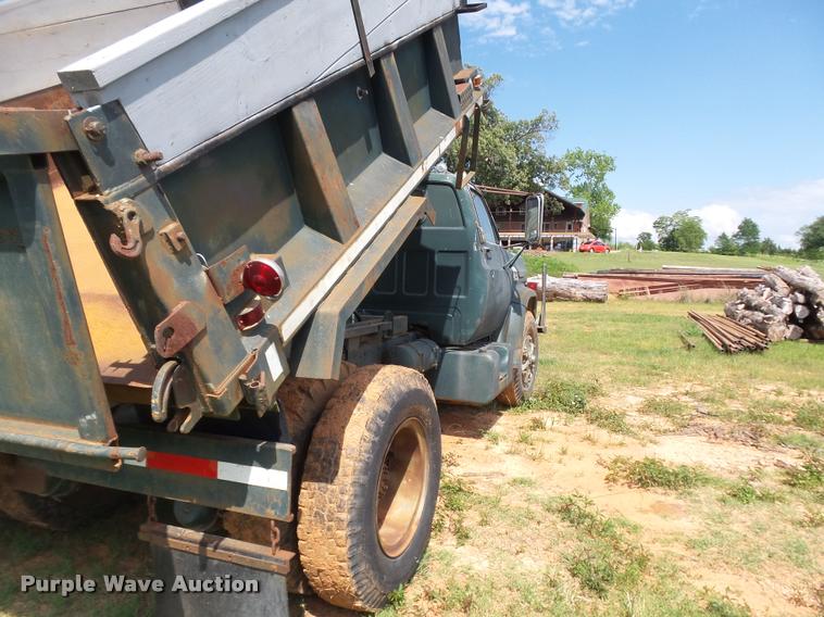 image for item DE9597 1977 GMC 6500 dump truck