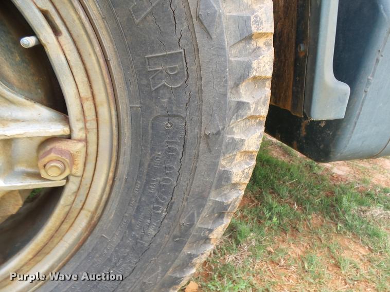 image for item DE9597 1977 GMC 6500 dump truck